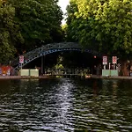 Le Grand Quartier